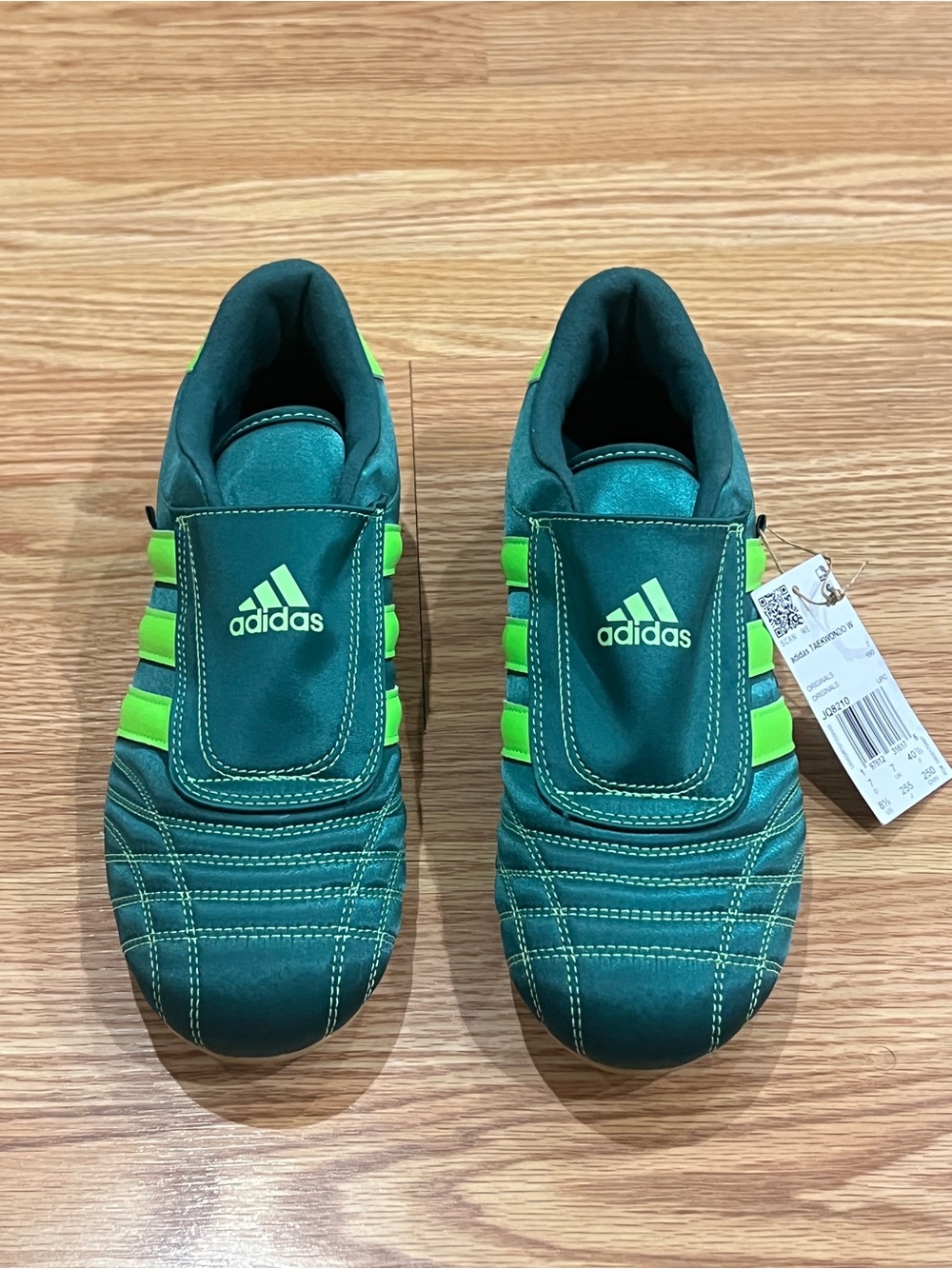 adidas Women’s Green Taekwondo Sneakers with Neon Green Stripes Sz 8.5